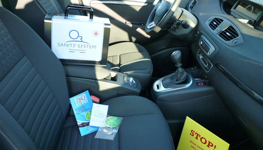 sanificazione con l'ozono per auto